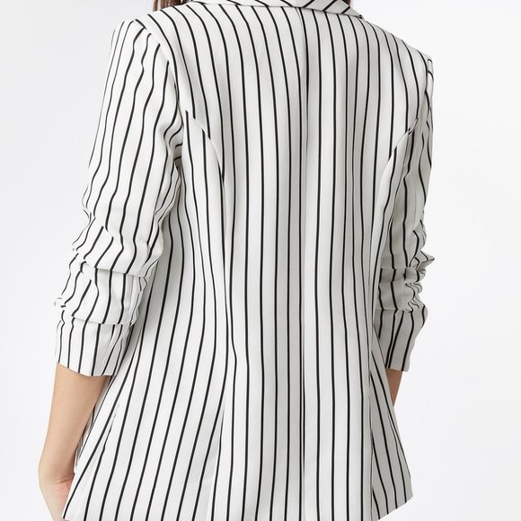 white Blazer - Picture 3 of 3